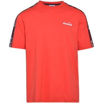 Textiel Heren T-shirts & Polo’s Diadora 502176429 Rood