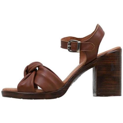 Schoenen Dames Sandalen / Open schoenen Sandra Fontan 626 Brown