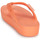 Schoenen Dames Slippers Crocs Classic Platform Flip W Corail