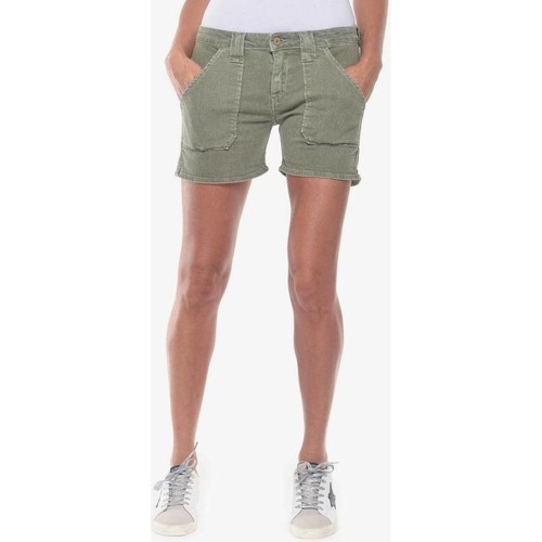 Textiel Dames Korte broeken / Bermuda's Le Temps des Cerises Short van jeans OLSEN2 Groen