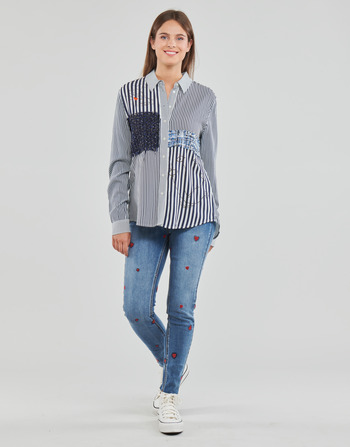 Textiel Dames Straight jeans Desigual AMORE Blauw / Medium
