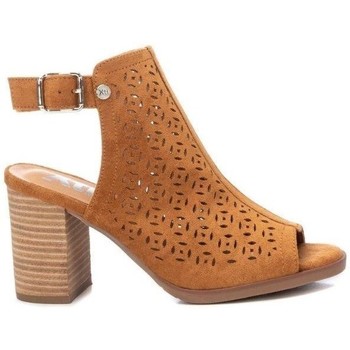 Schoenen Dames Sandalen / Open schoenen Xti 141391 Brown