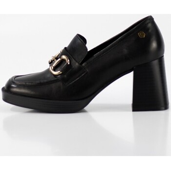 Schoenen Dames Lage sneakers Carmela Zapatos  en color negro para Zwart