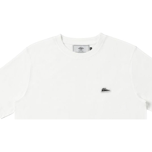 Textiel Heren T-shirts & Polo’s Sanjo T-Shirt Patch Classic - White Wit