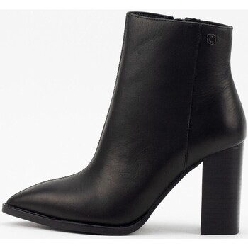 Schoenen Dames Laarzen Carmela Botines  en color negro para Zwart