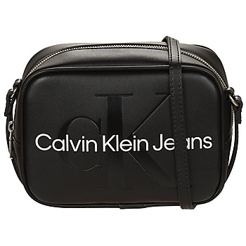 Tassen Dames Schoudertassen met riem Calvin Klein Jeans CKJ SCULPTED NEW CAMERA BAG Zwart