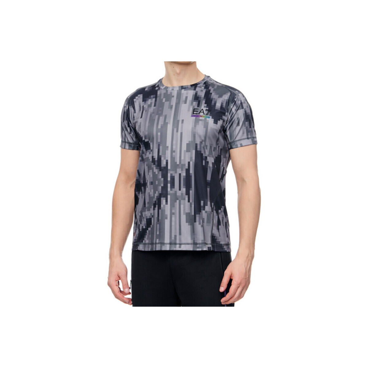 Textiel Heren T-shirts & Polo’s Emporio Armani EA7 T-shirt Emporio Armani EA7 Dynamic Athlete en tissu techniqu Grijs