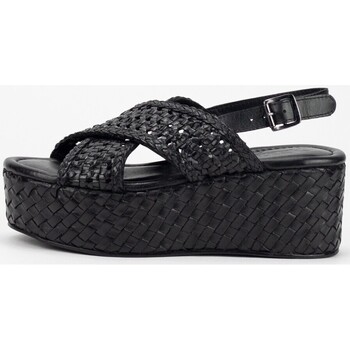 Schoenen Dames Sandalen / Open schoenen Carmela Sandalias  en color negro para Zwart