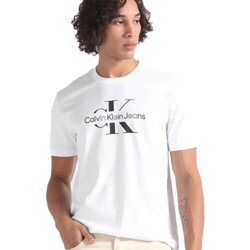 Textiel Heren T-shirts korte mouwen Calvin Klein Jeans J30J325190 Wit
